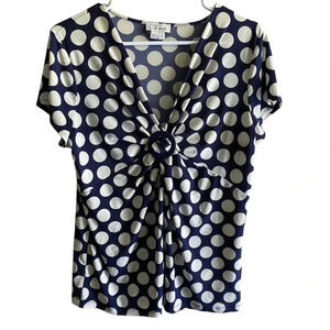 CHAUS EUC WOMENS BLUE WHITE POLKA DOT TOP SHORT BLOUSE SUMMER CASUAL TOPS SIZE L